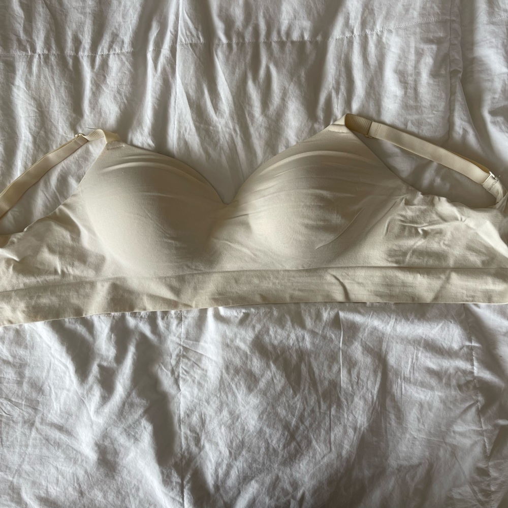 Brand new, never worn, shapermint bra size 2xl